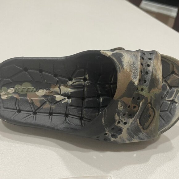 SKECHERS CAMOUFLAGE SLIDES KIDS SZ 12 RANGER CAMO SLIDE ON VERSATILE COMFORT - Picture 5 of 14